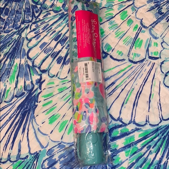 LILLY PULITZER CATCH THE WAVE GWP UMBRELLA